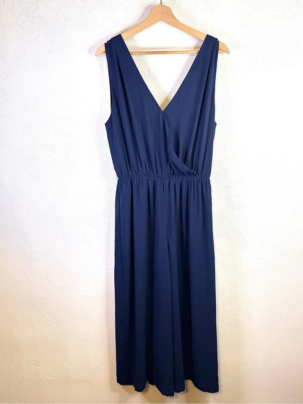 Aritzia Babaton Maximillian Belted Wide Leg Sleeveless Jumpsuit Navy Blue Size L